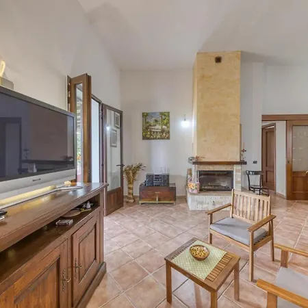 Villa Cisura Ranne - 2 Chilometri Dal Mare Con Piscina Privata