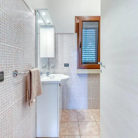 Cisura Ranne - 2 Chilometri Dal Mare Con Piscina Privata * Diso
